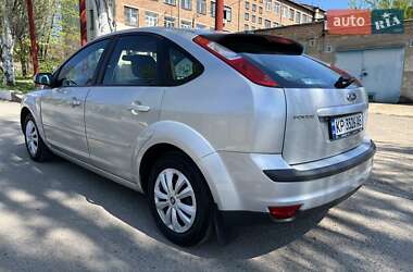 Хэтчбек Ford Focus 2007 в 