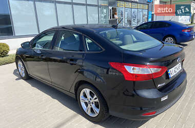Седан Ford Focus 2014 в 