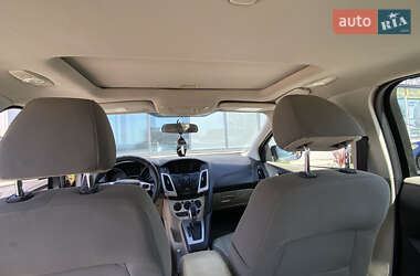 Седан Ford Focus 2014 в 