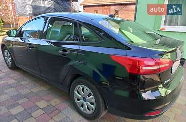 Седан Ford Focus 2017 в 