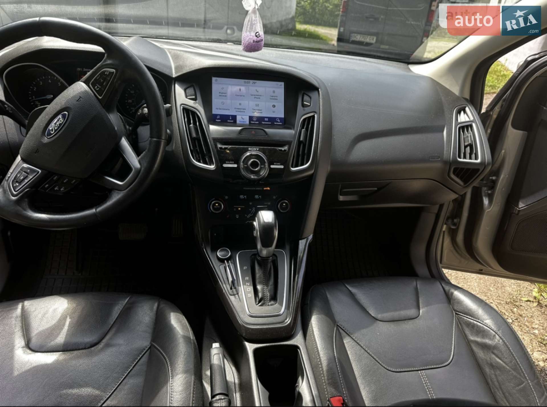 2016 Ford Focus - мініатюра 10