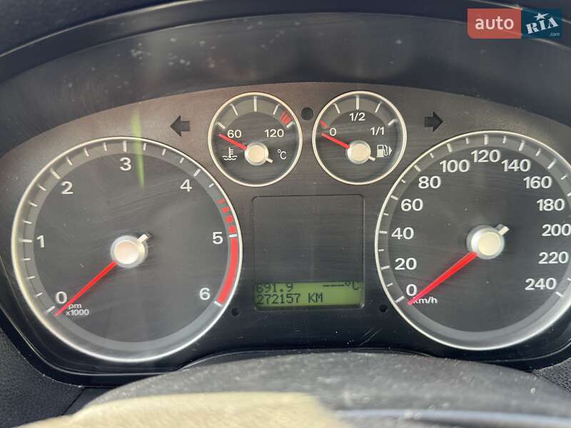 Хетчбек Ford Focus 2005 в Тернополі