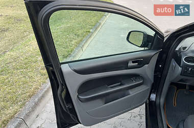 Хэтчбек Ford Focus 2008 в 