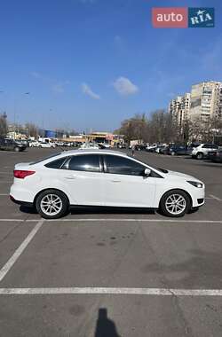 Седан Ford Focus 2017 в 