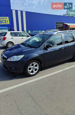 Универсал Ford Focus 2010 в 