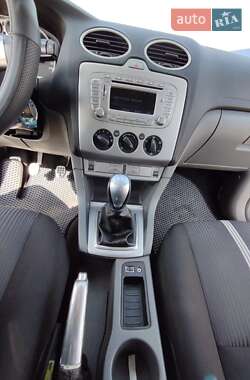 Универсал Ford Focus 2010 в 