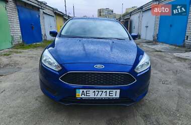 Хэтчбек Ford Focus 2017 в 