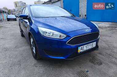 Хэтчбек Ford Focus 2017 в 