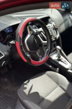 Седан Ford Focus 2013 в 