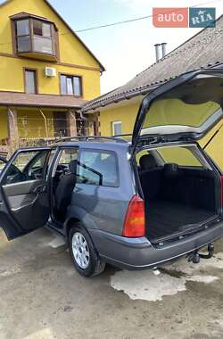 Универсал Ford Focus 2003 в 