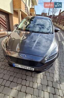 Седан Ford Focus 2017 в 
