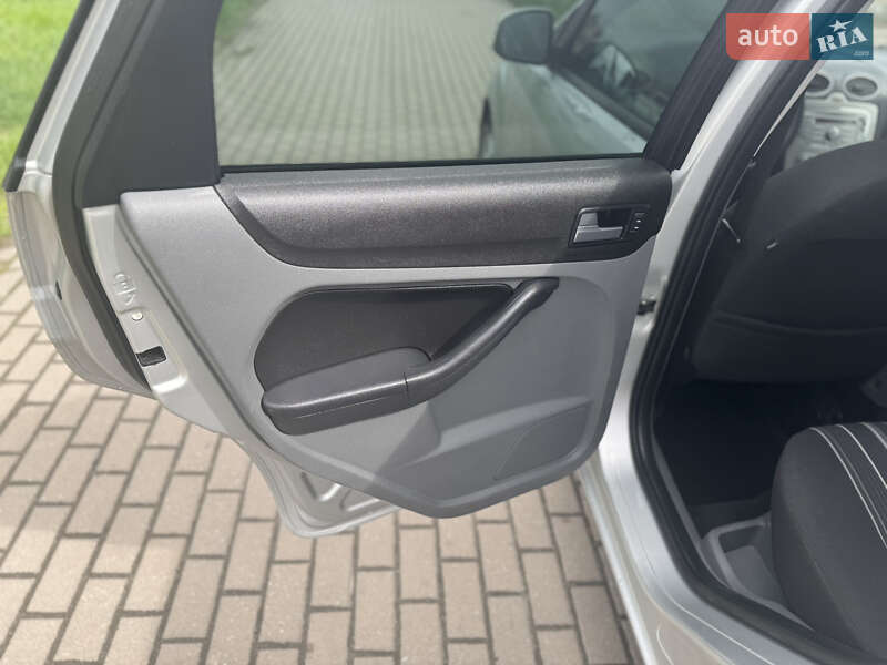 Универсал Ford Focus 2009 в Ровно