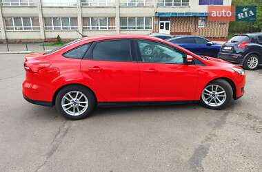 Седан Ford Focus 2015 в 