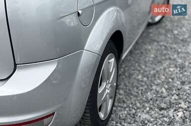 Хэтчбек Ford Focus 2008 в 