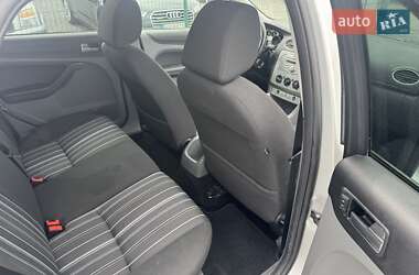 Хэтчбек Ford Focus 2008 в 
