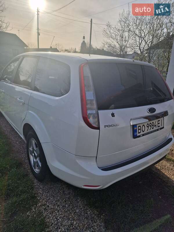 Универсал Ford Focus 2008 в Надворной