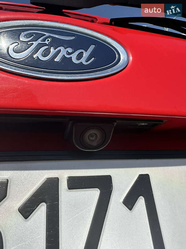 Хетчбек Ford Focus 2015 в Києві