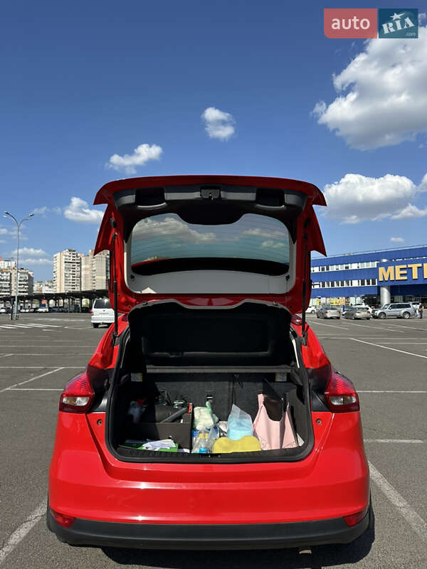 Хетчбек Ford Focus 2015 в Києві
