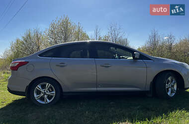 Седан Ford Focus 2013 в 