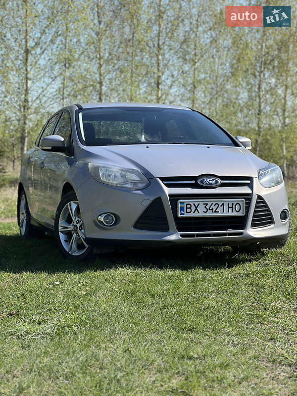 Седан Ford Focus 2013 в 
