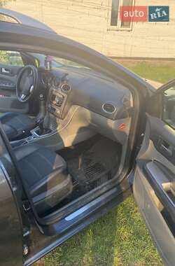 Универсал Ford Focus 2009 в 