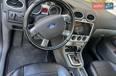 Седан Ford Focus 2010 в 