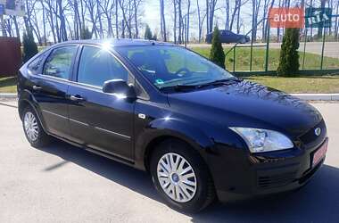 Хэтчбек Ford Focus 2006 в 