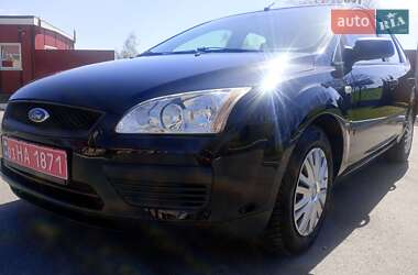 Хэтчбек Ford Focus 2006 в 