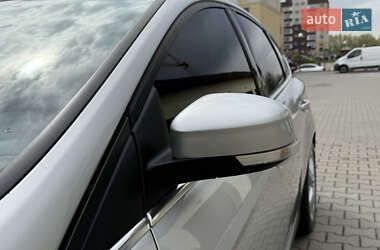 Хетчбек Ford Focus 2014 в 