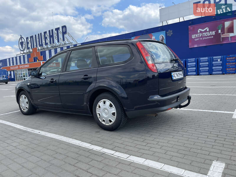 Универсал Ford Focus 2007 в Нововолынске