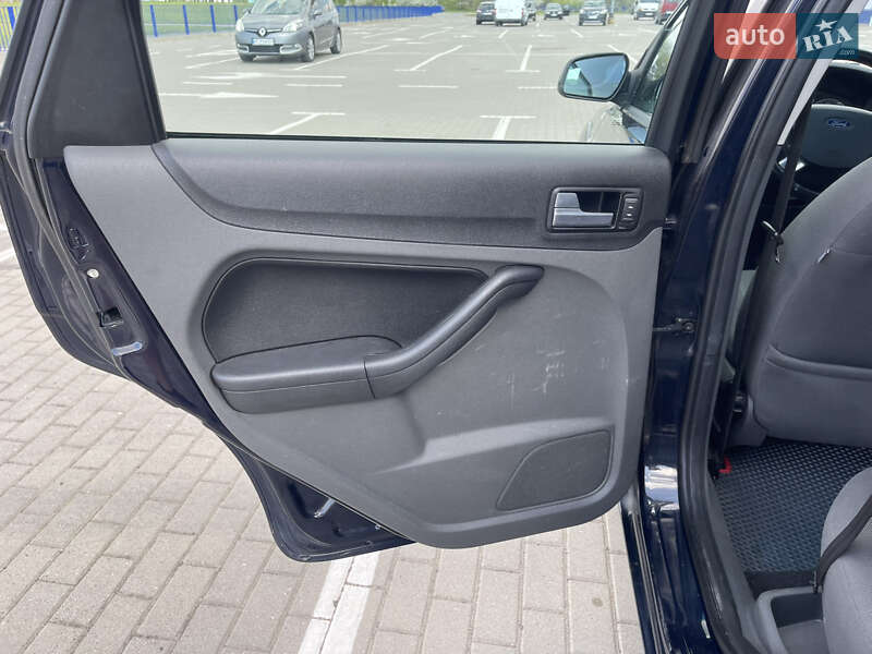 Универсал Ford Focus 2007 в Нововолынске