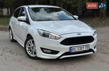 Хетчбек Ford Focus 2015 в 