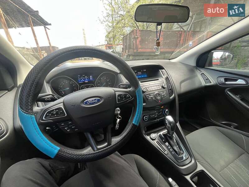 Седан Ford Focus 2015 в Днепре фото 3 Седан Ford Focus 2015 в Днепре