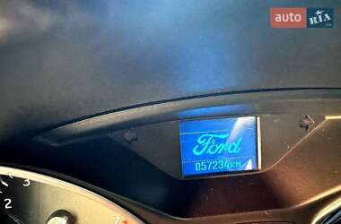 Седан Ford Focus 2016 в 
