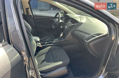 Седан Ford Focus 2015 в 