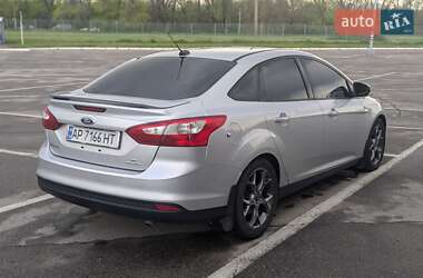 Седан Ford Focus 2013 в 