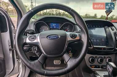 Седан Ford Focus 2013 в 