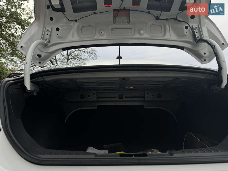 Седан Ford Focus 2014 в Умани
