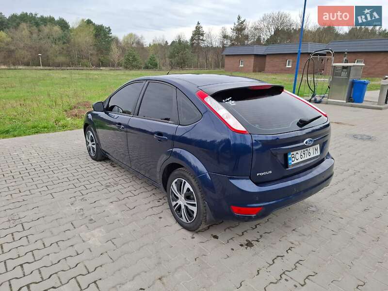 Хэтчбек Ford Focus 2011 в Львове