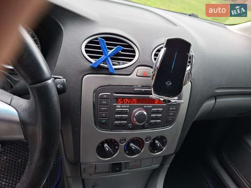 Хэтчбек Ford Focus 2011 в Львове