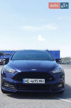 Хэтчбек Ford Focus 2017 в 