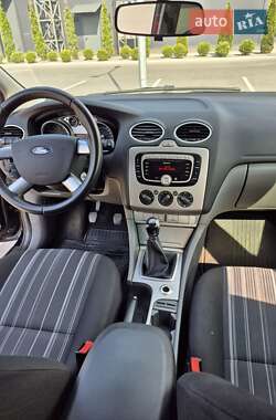 Хетчбек Ford Focus 2009 в 