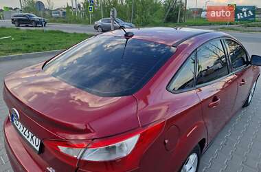 Седан Ford Focus 2013 в 