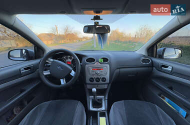 Хэтчбек Ford Focus 2008 в 