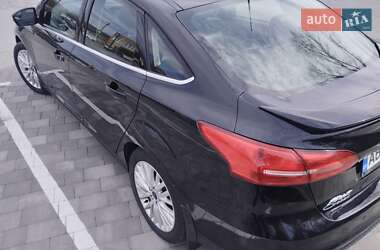 Седан Ford Focus 2017 в 