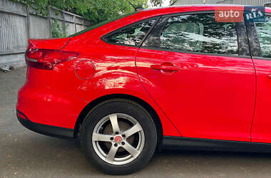Седан Ford Focus 2016 в 