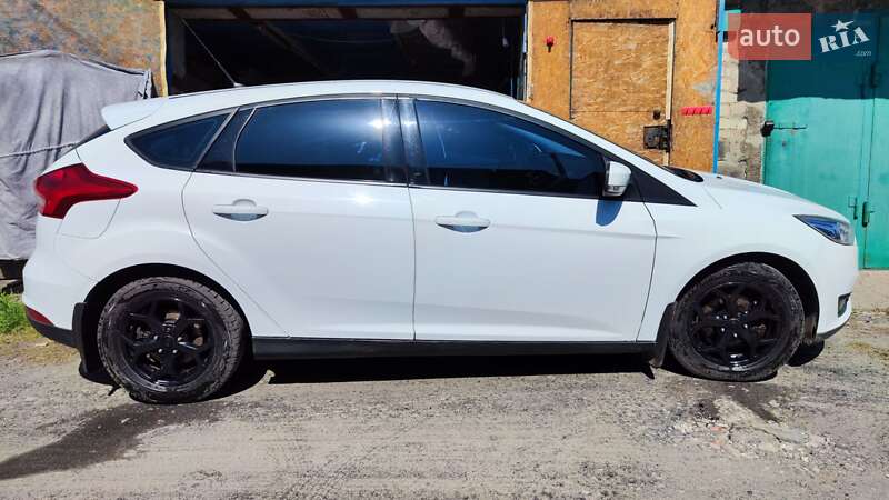 Ford Focus 2015