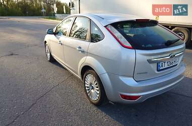 Хэтчбек Ford Focus 2009 в 
