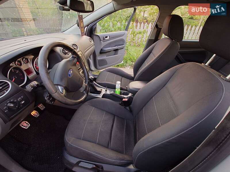 Хэтчбек Ford Focus 2009 в Ивано-Франковске