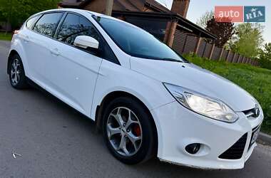Хетчбек Ford Focus 2014 в 